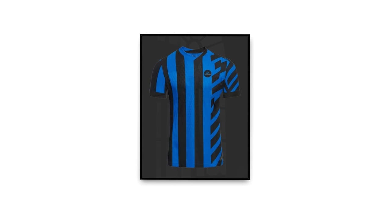 As 12 Melhores Molduras para Camisa de Futebol: Qual Exibir Seu Uniforme?