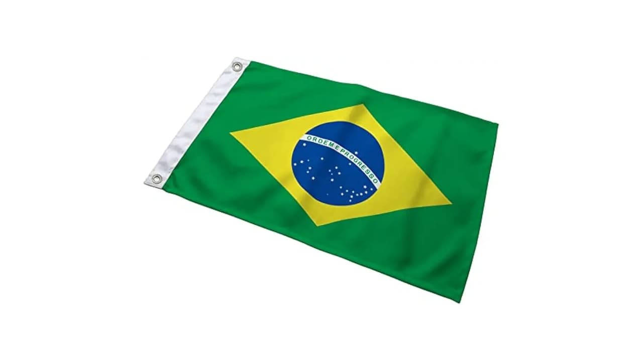 Qual Melhor Bandeira do Brasil Oficial em Poliéster? 11 Opções Testadas