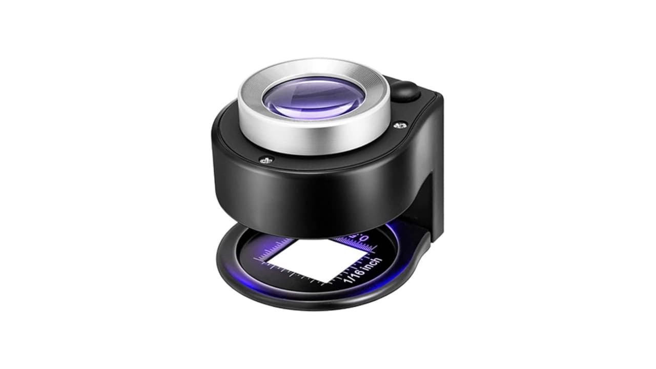 Qual Melhor Lupa de Mão com Aumento 30x? 6 Opções com Foco em Precisão e Iluminação!